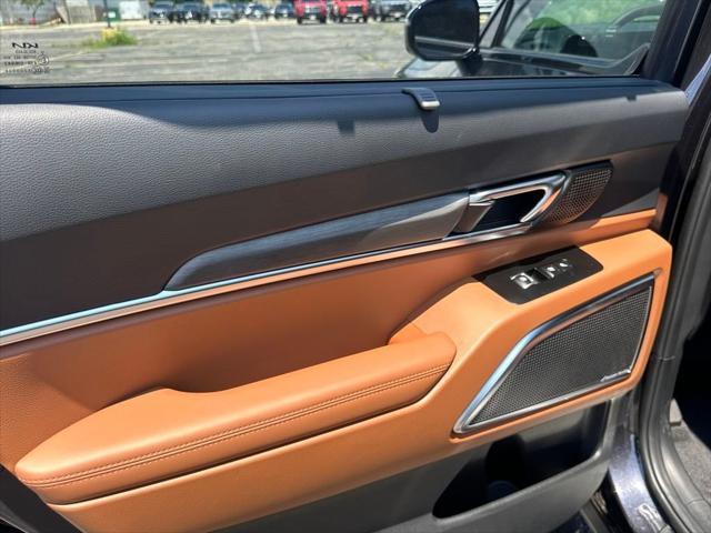 Photo of 2025 Panthera Metal Kia Telluride