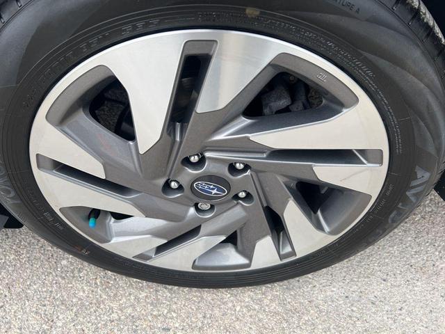 Photo of 2023 Ice Silver Metallic Subaru Legacy
