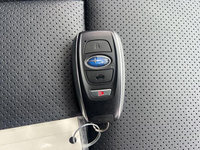 Photo of 2023 Ice Silver Metallic Subaru Legacy