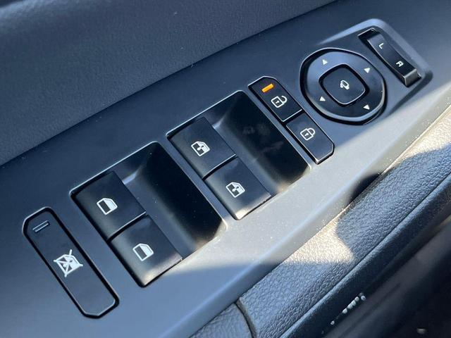 Photo of 2026 Wolf Gray Kia Sportage