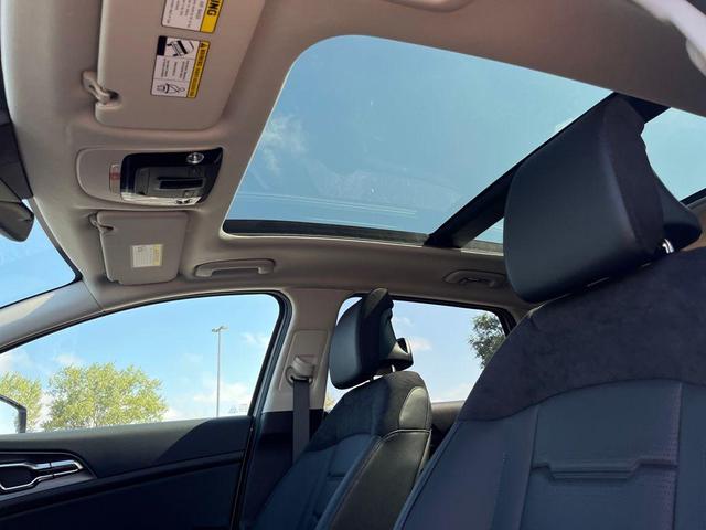 Photo of 2026 Wolf Gray Kia Sportage