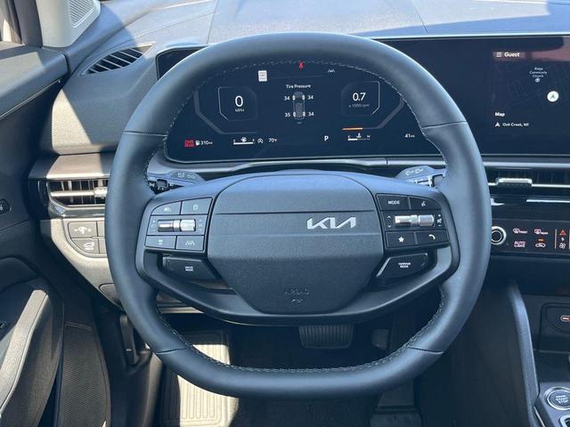 Photo of 2026 Wolf Gray Kia Sportage