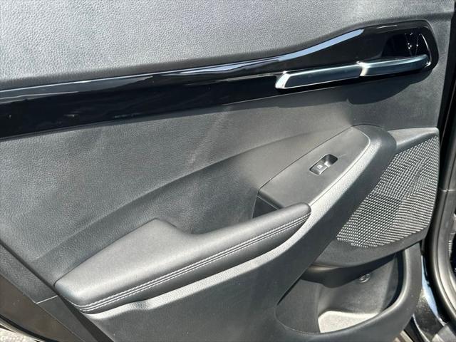 Photo of 2025 Fusion Black Kia Seltos