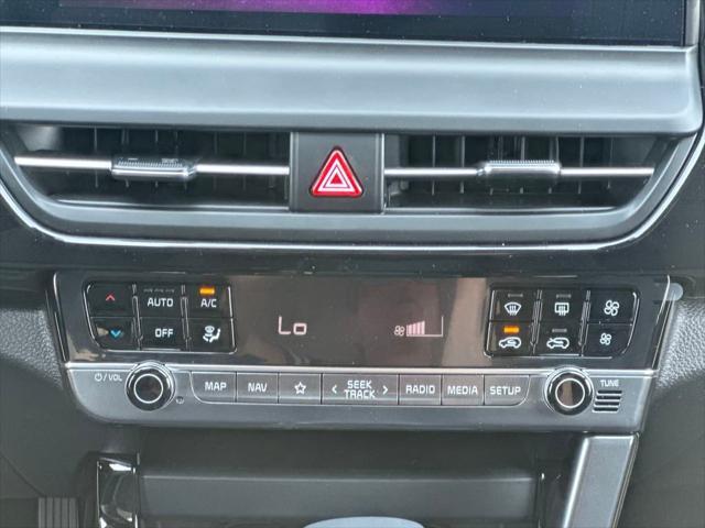 Photo of 2025 Fusion Black Kia Seltos