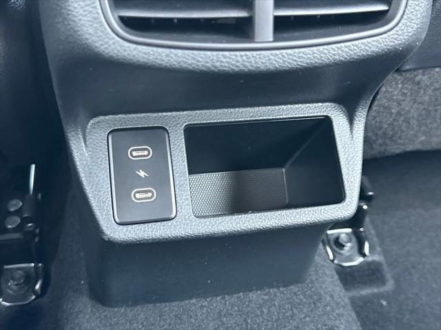 Photo of 2025 Fusion Black Kia Seltos