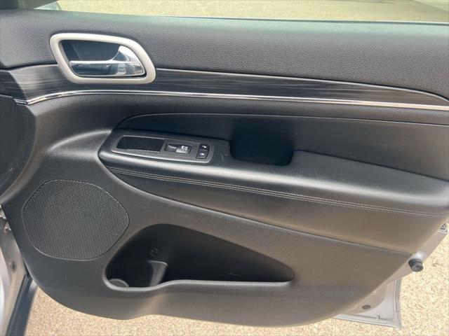 Photo of 2020 Billet Silver Metallic Clearcoat Jeep Grand Cherokee