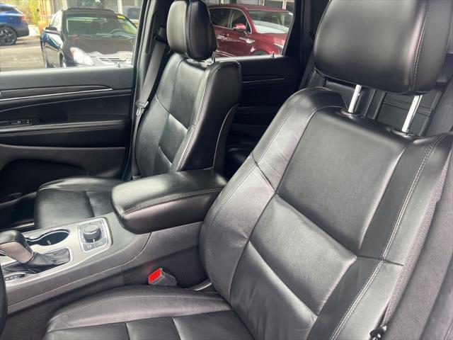 Photo of 2020 Billet Silver Metallic Clearcoat Jeep Grand Cherokee