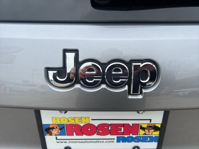 Photo of 2020 Billet Silver Metallic Clearcoat Jeep Grand Cherokee