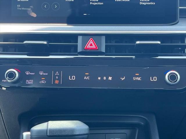 Photo of 2026 Aurora Black Kia K5