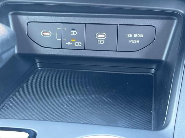 Photo of 2026 Aurora Black Kia K5
