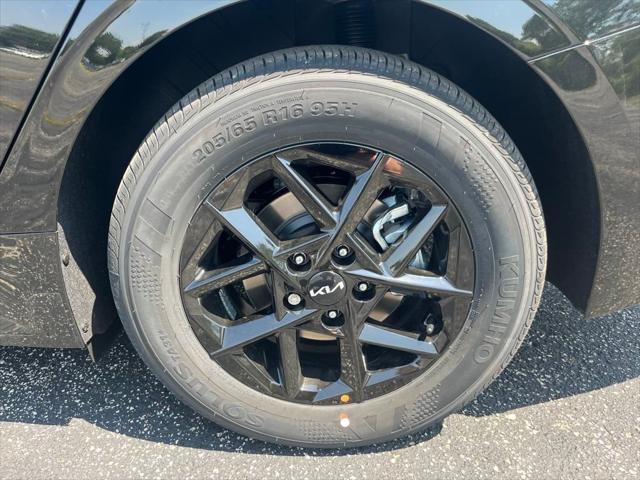 Photo of 2026 Aurora Black Kia K5