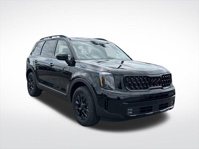 Photo of 2025 Ebony Black Kia Telluride
