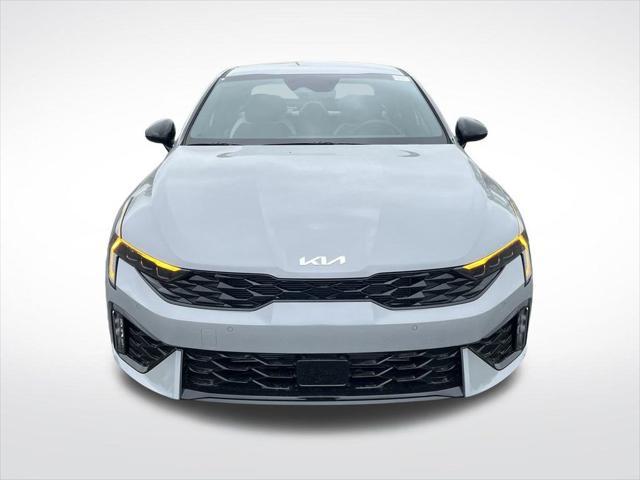 Photo of 2025 Gray Kia K5