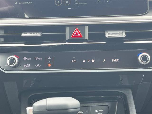 Photo of 2025 Gray Kia K5