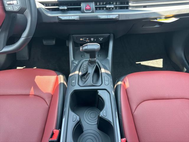 Photo of 2025 Aurora Black Pearl Kia K4