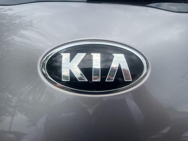 Photo of 2015 Mineral Silver Kia Sportage