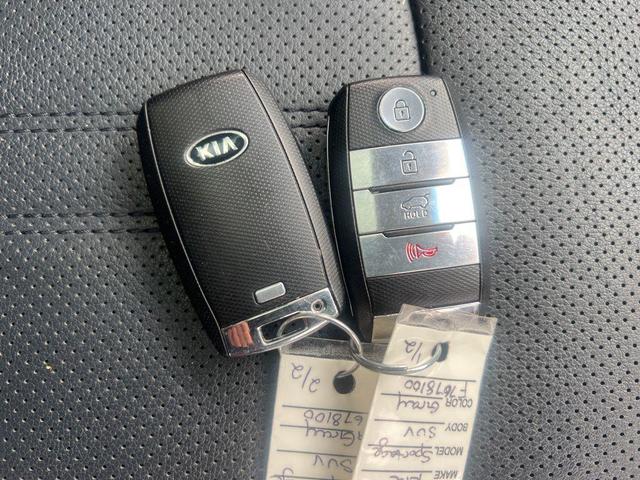Photo of 2015 Mineral Silver Kia Sportage