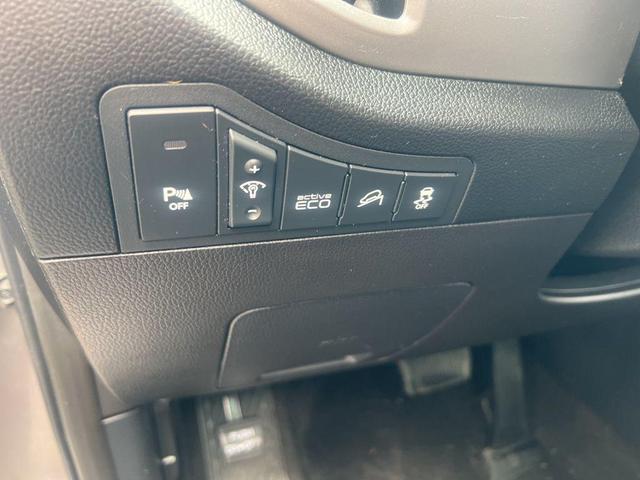 Photo of 2015 Mineral Silver Kia Sportage