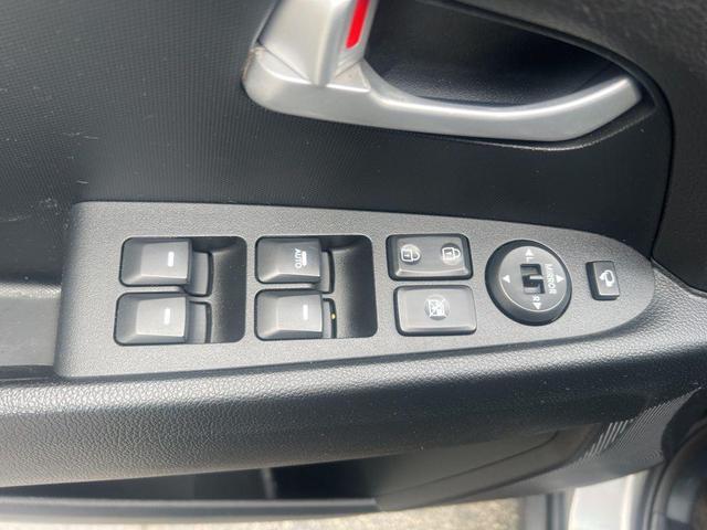 Photo of 2015 Mineral Silver Kia Sportage