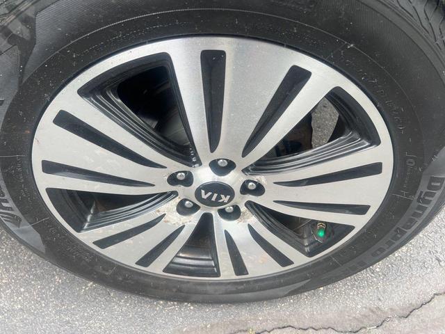Photo of 2015 Mineral Silver Kia Sportage