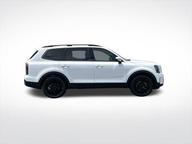 Photo of 2025 Glacial White Pearl Kia Telluride