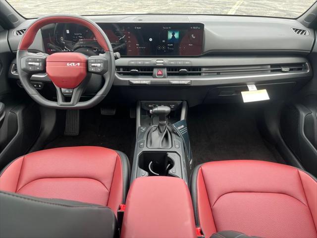 Photo of 2025 Snow White Pearl Kia K4