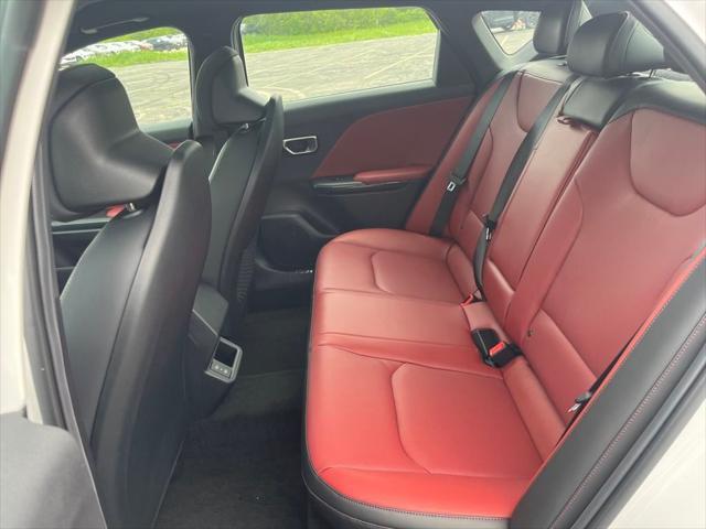 Photo of 2025 Snow White Pearl Kia K4