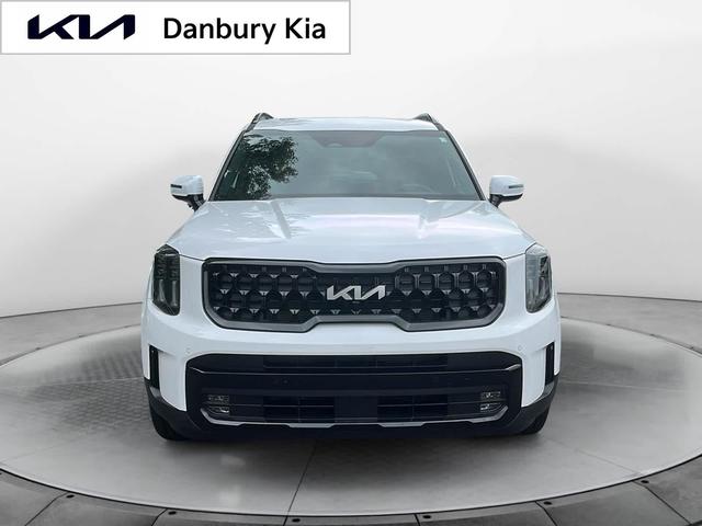 Photo of 2024 Glacial White Pearl Kia Telluride