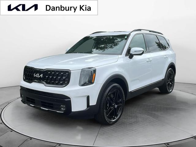 Photo of 2024 Glacial White Pearl Kia Telluride