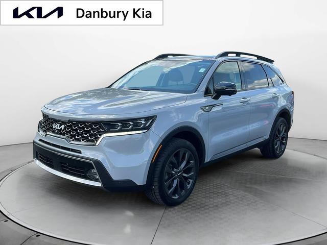 Photo of 2022 Wolf Gray Kia Sorento