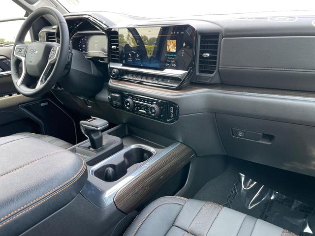 Photo of 2024 Black Chevrolet Silverado 1500