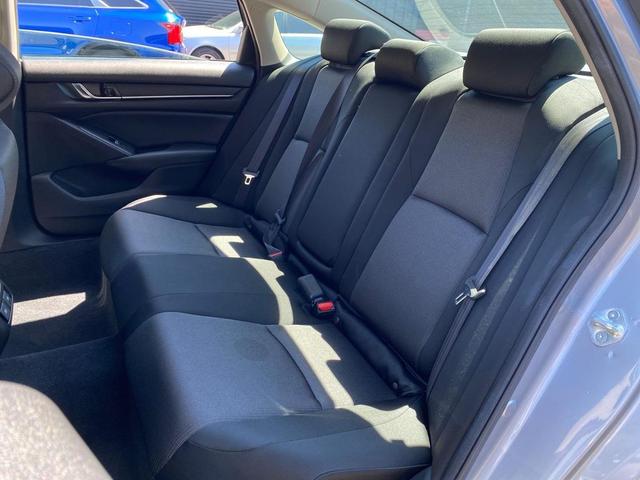 Photo of 2021 Lunar Silver Metallic Honda Accord Hybrid