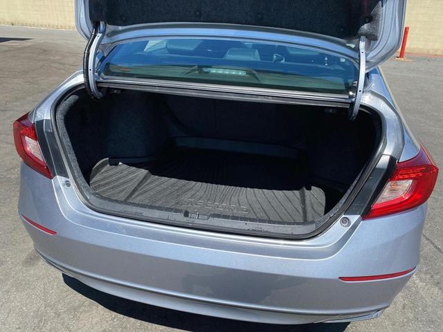 Photo of 2021 Lunar Silver Metallic Honda Accord Hybrid