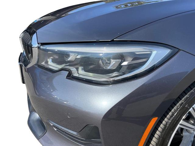 Photo of 2022 Mineral Grey Metallic BMW 330