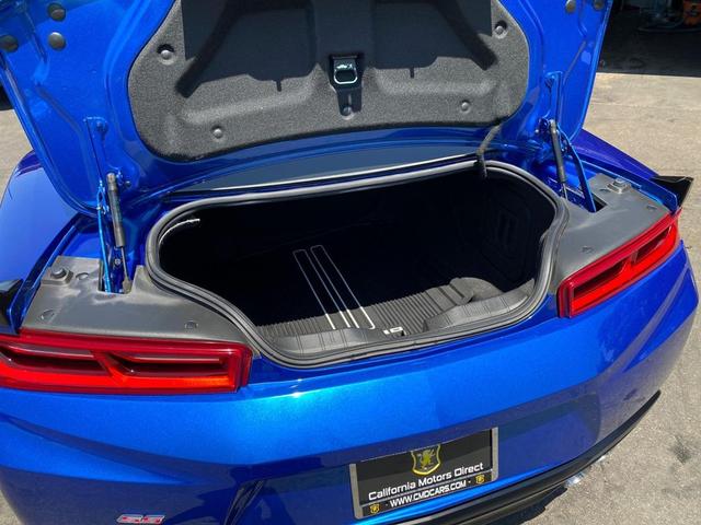 Photo of 2018 Hyper Blue Metallic Chevrolet Camaro