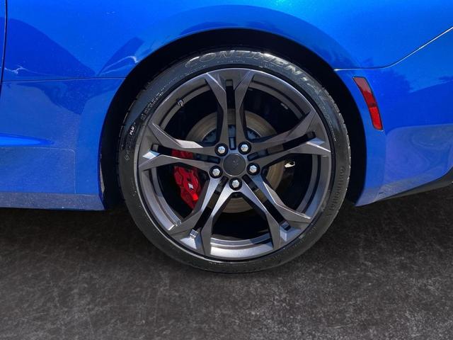 Photo of 2018 Hyper Blue Metallic Chevrolet Camaro