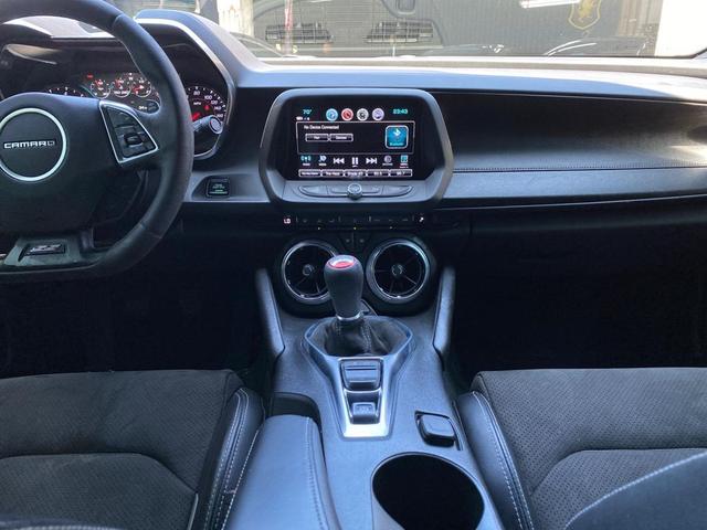 Photo of 2018 Hyper Blue Metallic Chevrolet Camaro