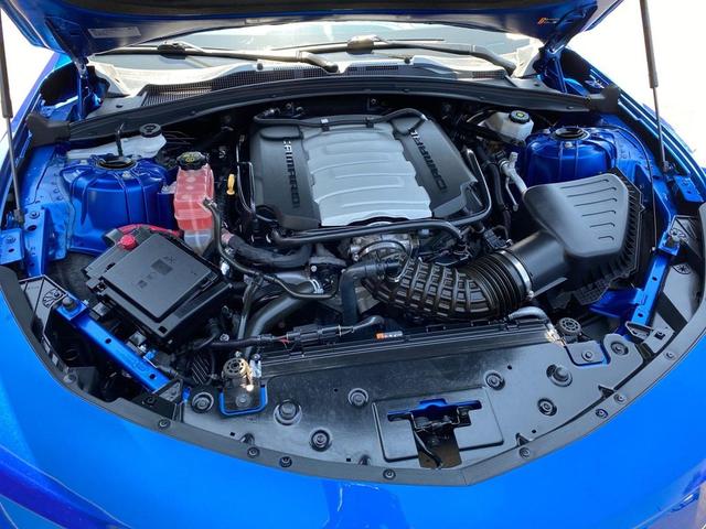 Photo of 2018 Hyper Blue Metallic Chevrolet Camaro