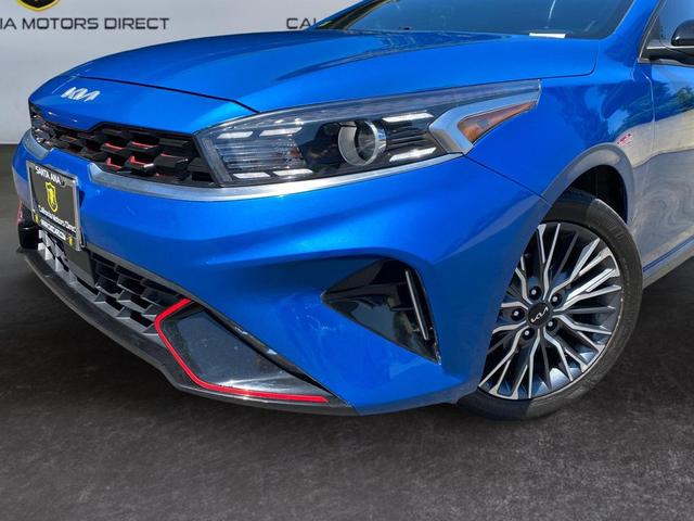 Photo of 2022 Sporty Blue Kia Forte