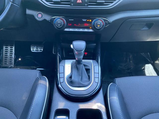 Photo of 2022 Sporty Blue Kia Forte