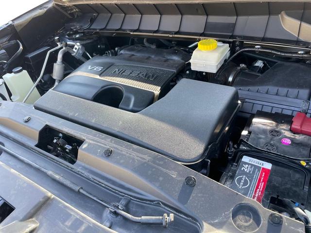 Photo of 2022 Super Black Nissan Pathfinder