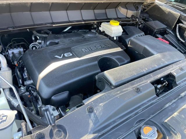 Photo of 2022 Super Black Nissan Pathfinder