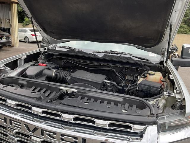 Photo of 2022 Silver Ice Metallic Chevrolet Silverado 2500