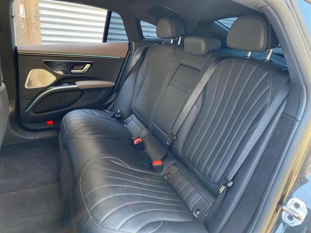 Photo of 2023 Gray Metallic Mercedes-Benz EQS 450
