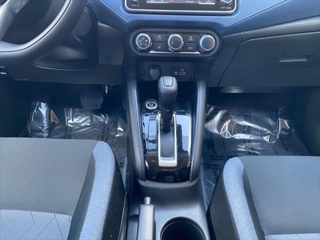 Photo of 2025 Gun Metallic Nissan Versa