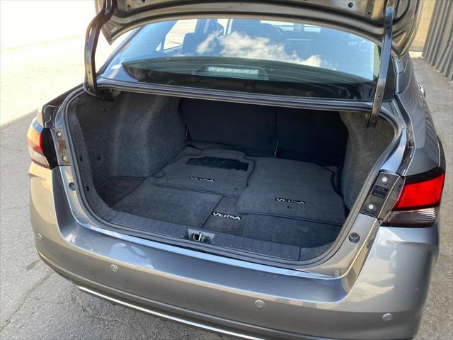 Photo of 2025 Gun Metallic Nissan Versa