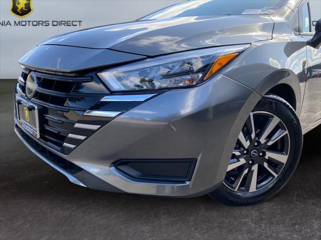 Photo of 2025 Gun Metallic Nissan Versa