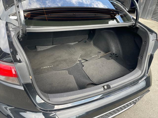 Photo of 2021 Black Sand Pearl Toyota Corolla