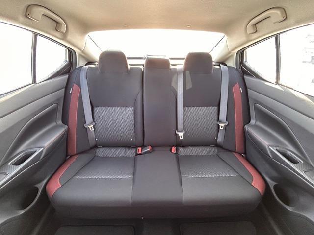 Photo of 2025 Brilliant Silver Metallic Nissan Versa