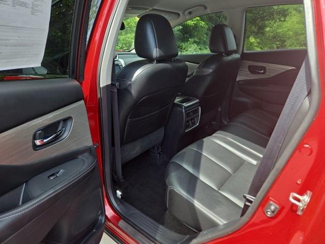 Photo of 2017 Red Nissan Murano